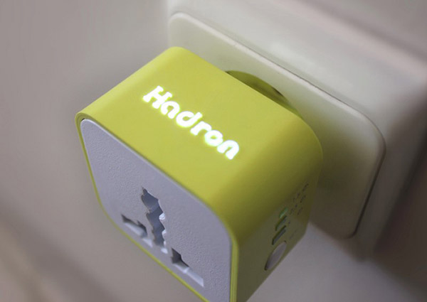 مبدل برق و محافظ هوشمند هادرون Hadron Smart Power Protector & Adaptor | P101