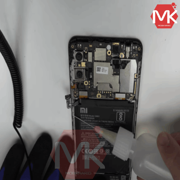 چگونگی تعویض باتری Xiaomi BN31 Redmi S2